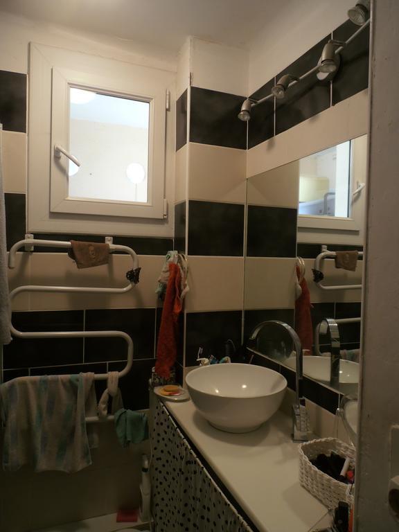Cosy Nimes Apartment Bagian luar foto
